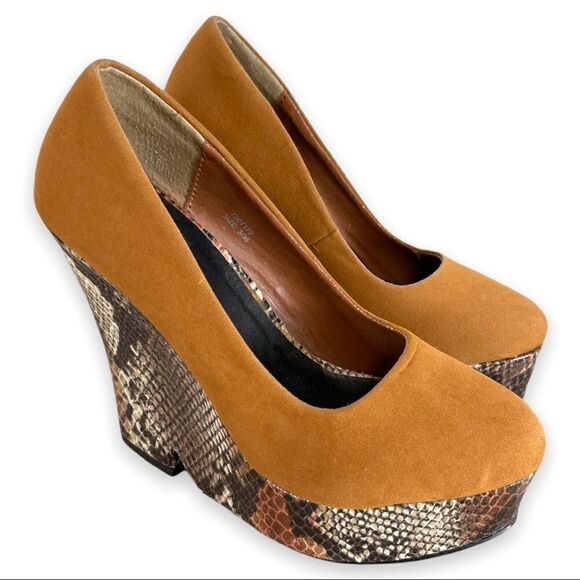 Material Girl Platform Snakeskin Faux Suede Shoes - Picture 3 of 9